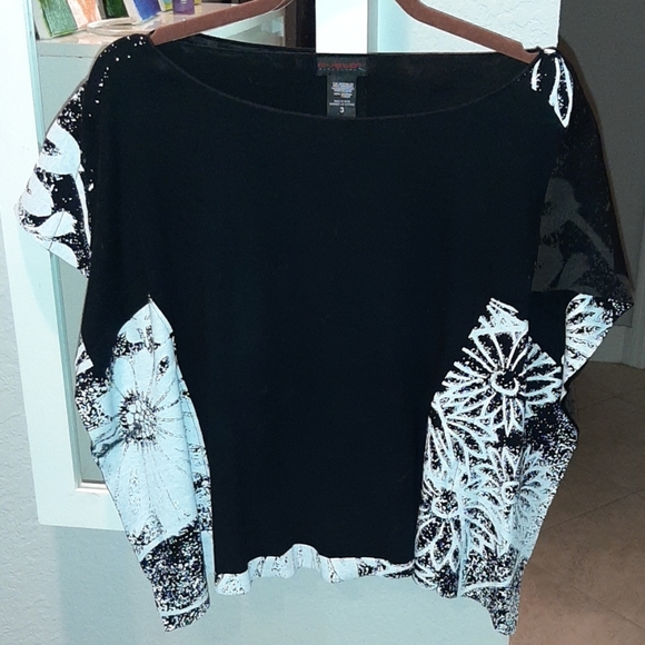 Top - Picture 1 of 3